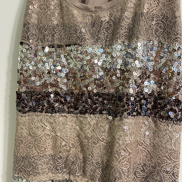 Express Sequin Razor Back Tank Top - Picture 4 of 4